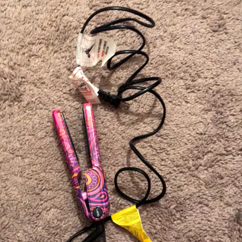 mini flat iron